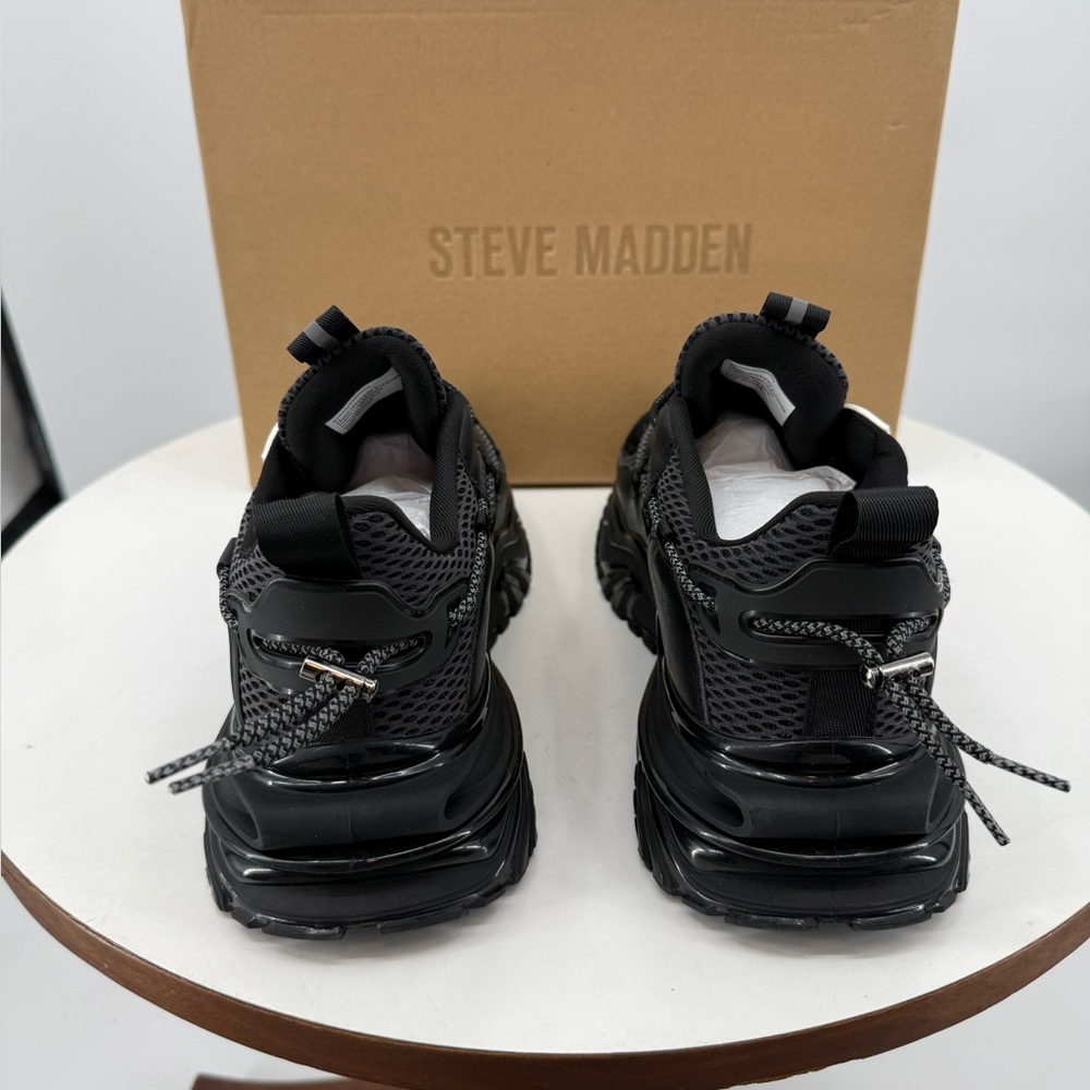 Steve Madden Baries Sneakers Black White Chunky Dad Shoes Tech Runner Streetwear - Picture 2 of 13